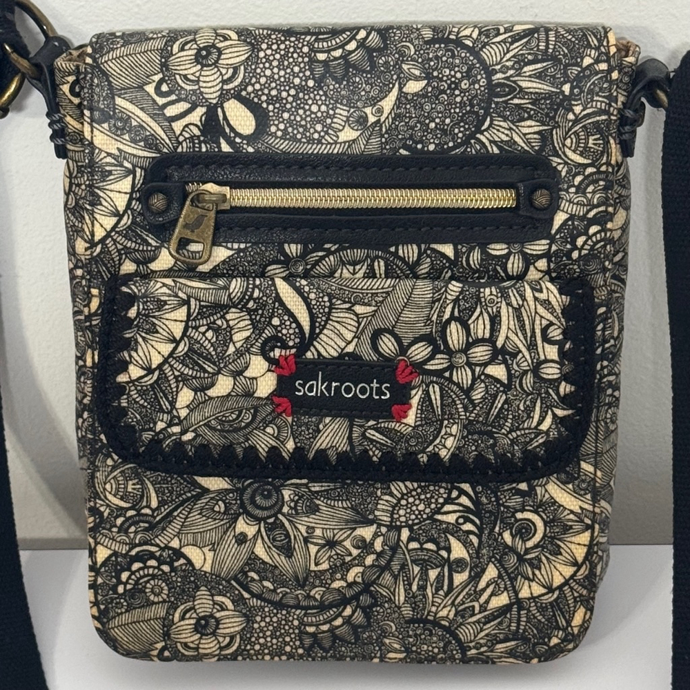 Sakroots Crossbody Black Spirit Lace Canvas Coated Bag Purse - Picture 2 of 11